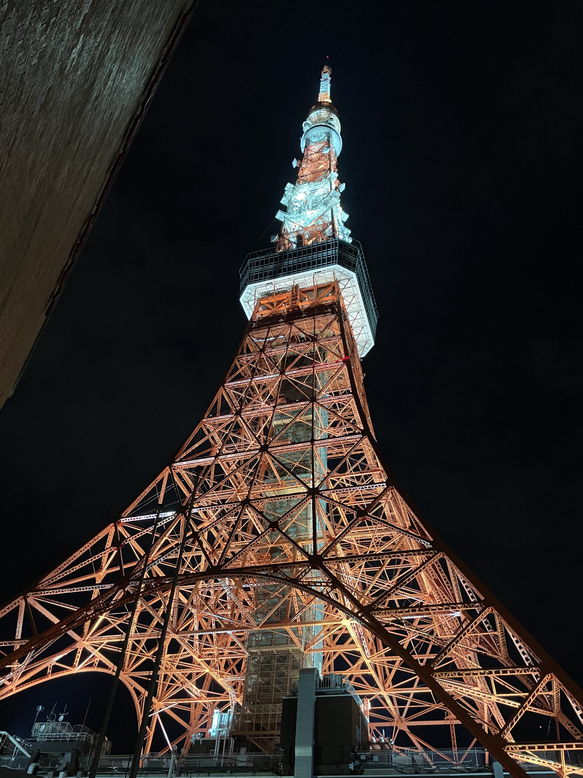 東京タワー斜め下